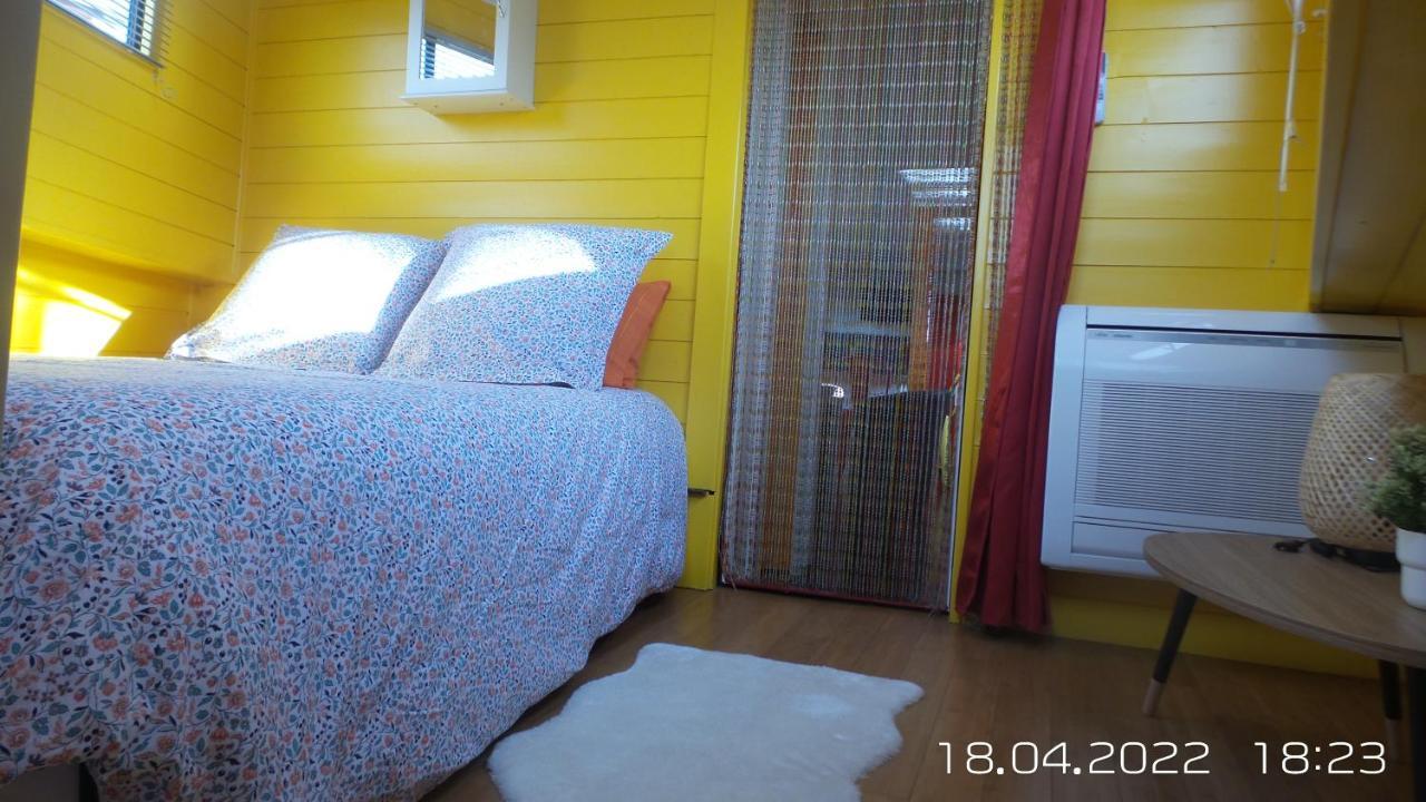 Les Amis D'Ulysse Hotel Шани Екстериор снимка
